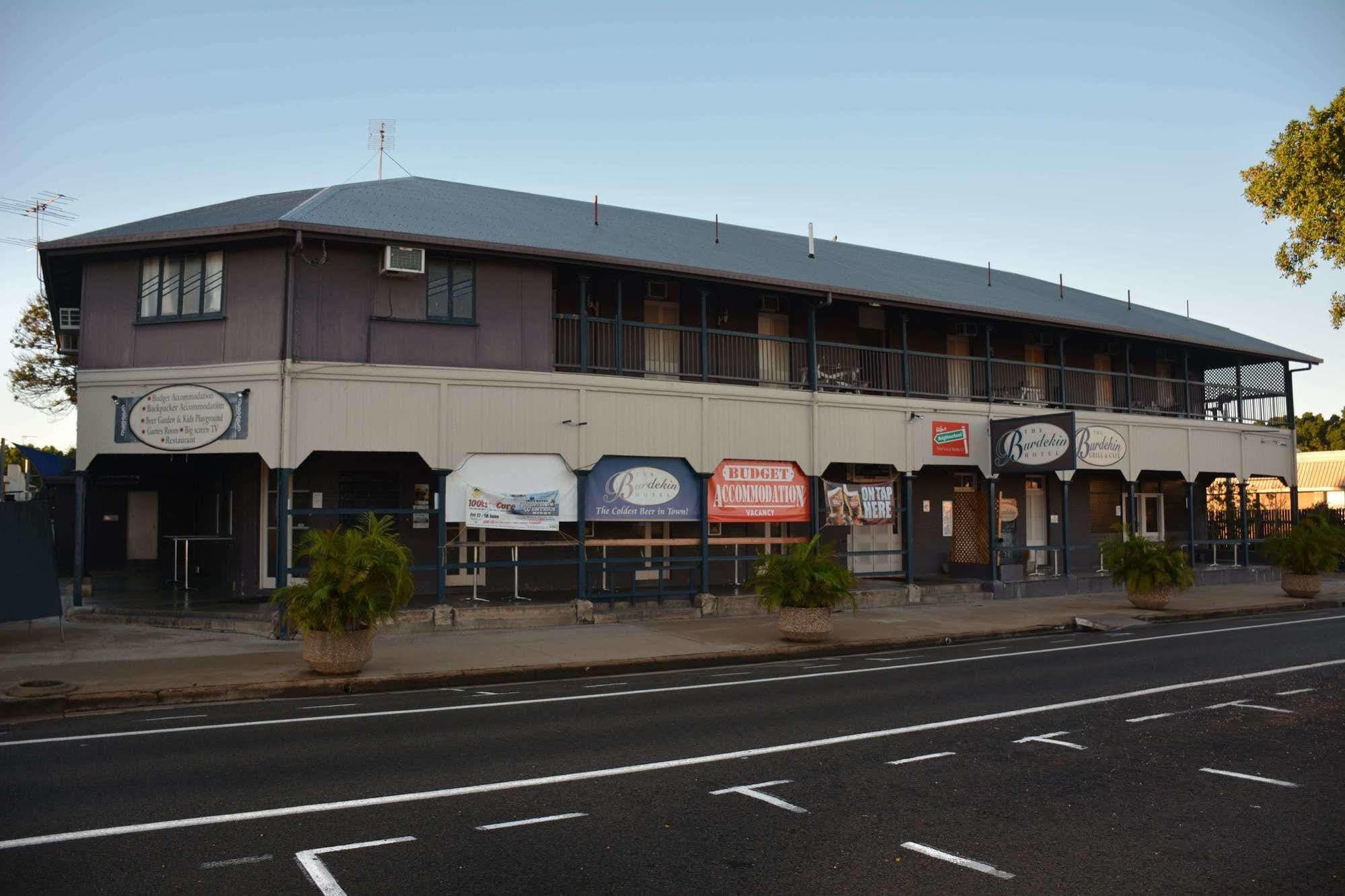 The Burdekin Hotel Ayr Kültér fotó